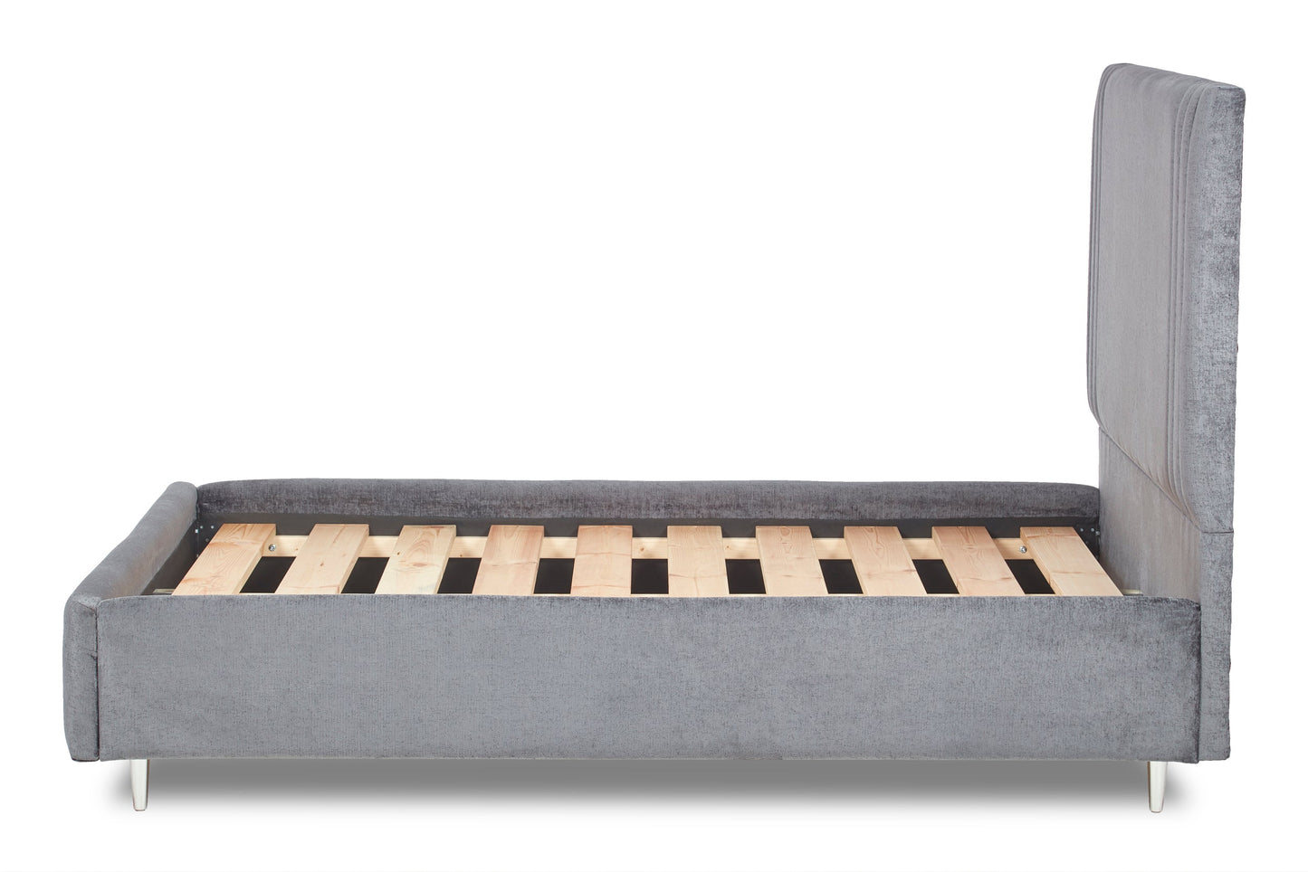 Orton Upholstered bed with contemporary design, low foot end